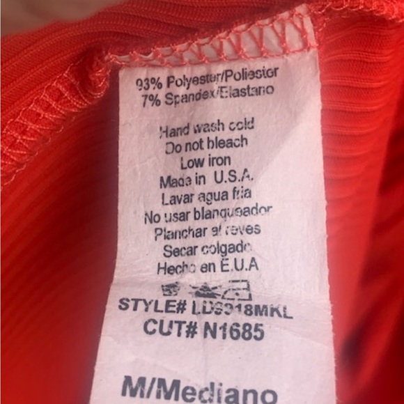 Red modern dress medium Karlie - Picture 3 of 4